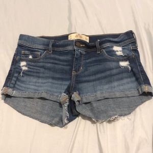 Hollister jean shorts